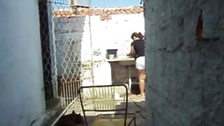 წითური ბიუსტი მოდელი ...
