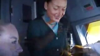 მჭიდრო ბიუსტი ქერა თ ...