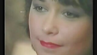 უზარმაზარი შავი დიკი ...